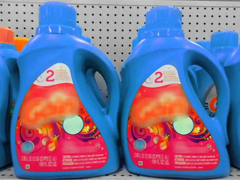 Is laundry detergent flammable?