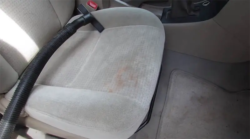 The Ultimate Guide on How to Clean Car Seats with Laundry Detergent