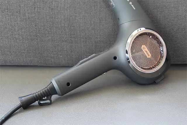 Benefits of Cold Air Hair Dryer You Should Know